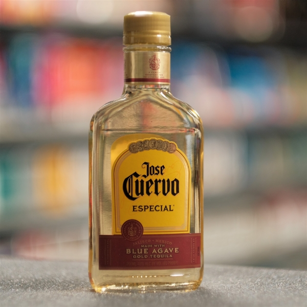 Picture of Jose Cuervo Gold 200ml
